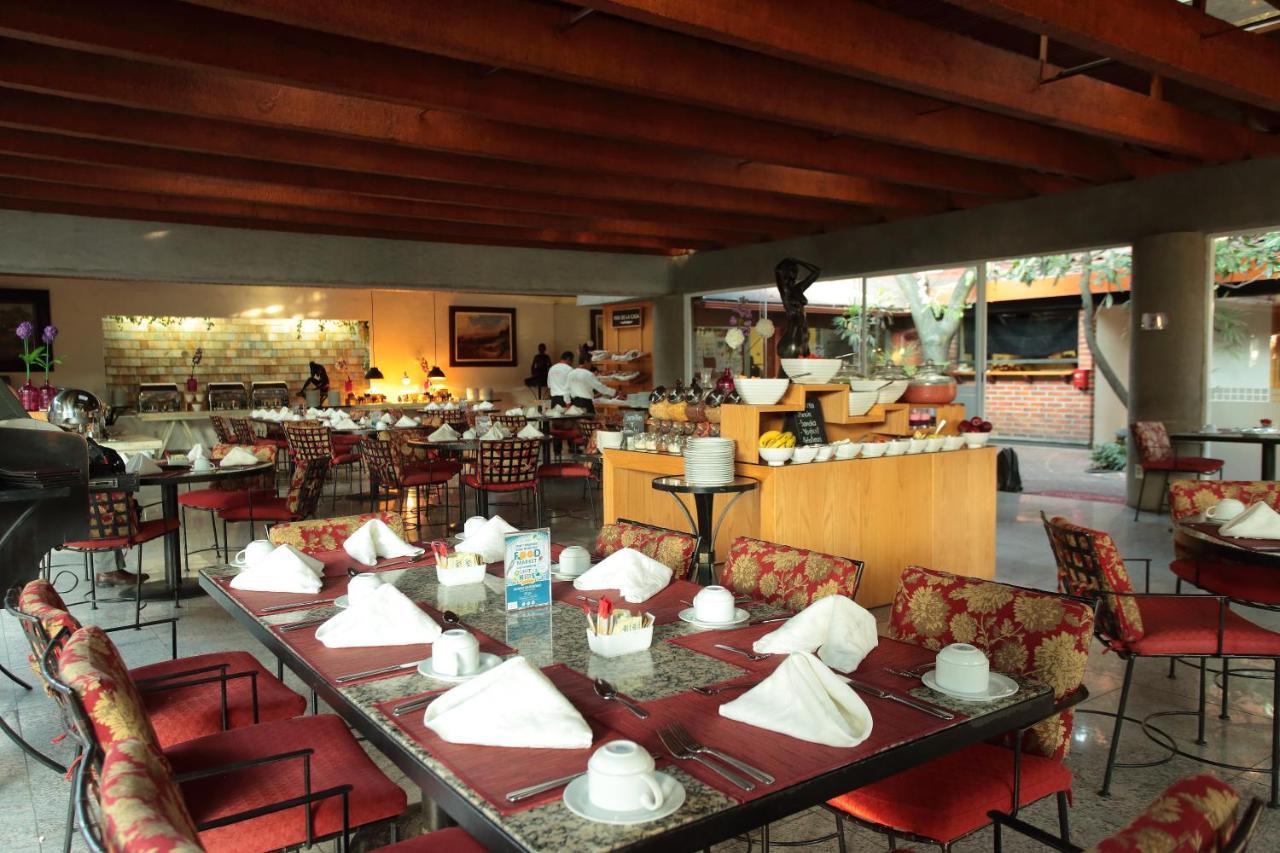 كويرنافاكا Hosteria Las Quintas Hotel Restaurante Bar المظهر الخارجي الصورة